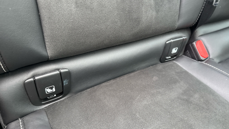 Volvo Xc40 1.5 T5 Recharge PHEV R DESIGN Pro 5dr Auto Estate